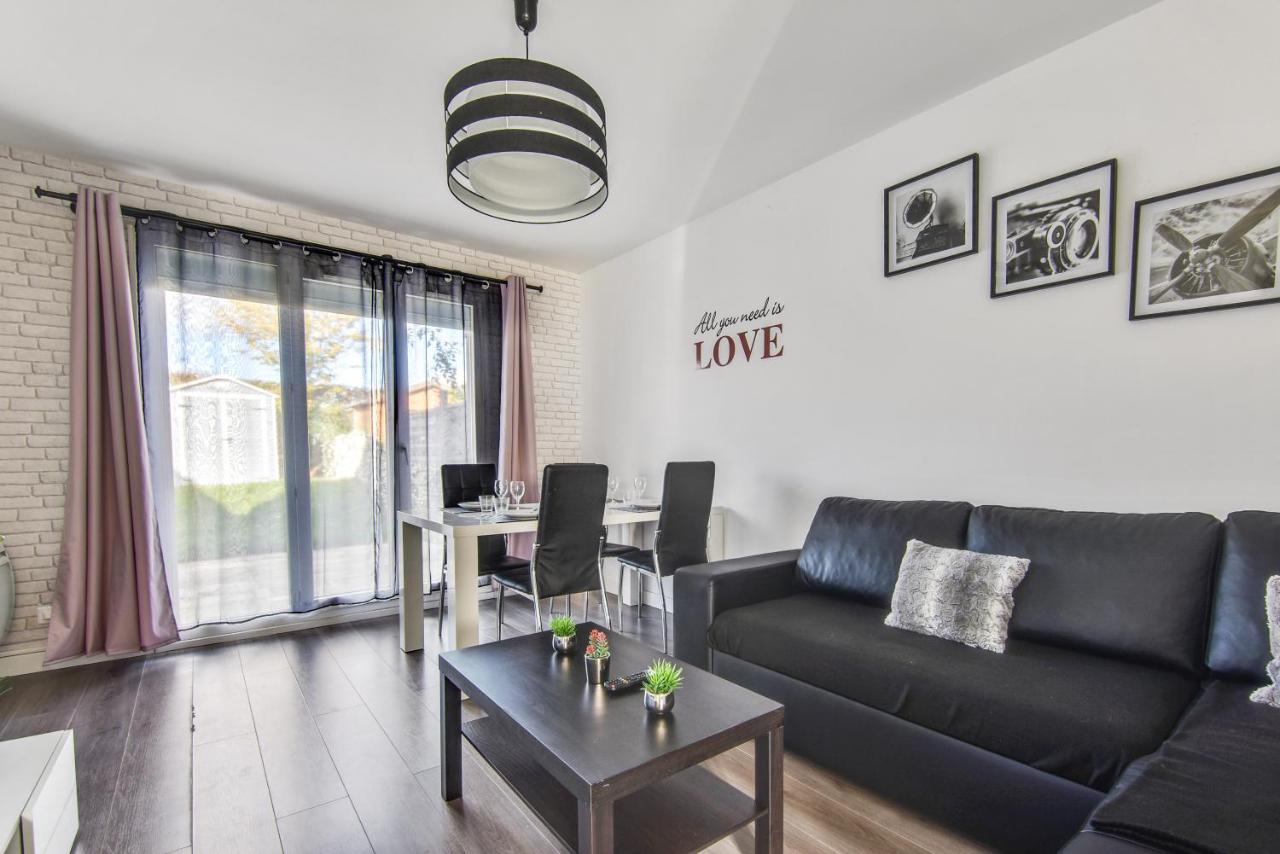 Appart Cosy Tout Confort Disneyland Jardin 4 Pers บายญี-โรแม็งวีเญร์ ภายนอก รูปภาพ