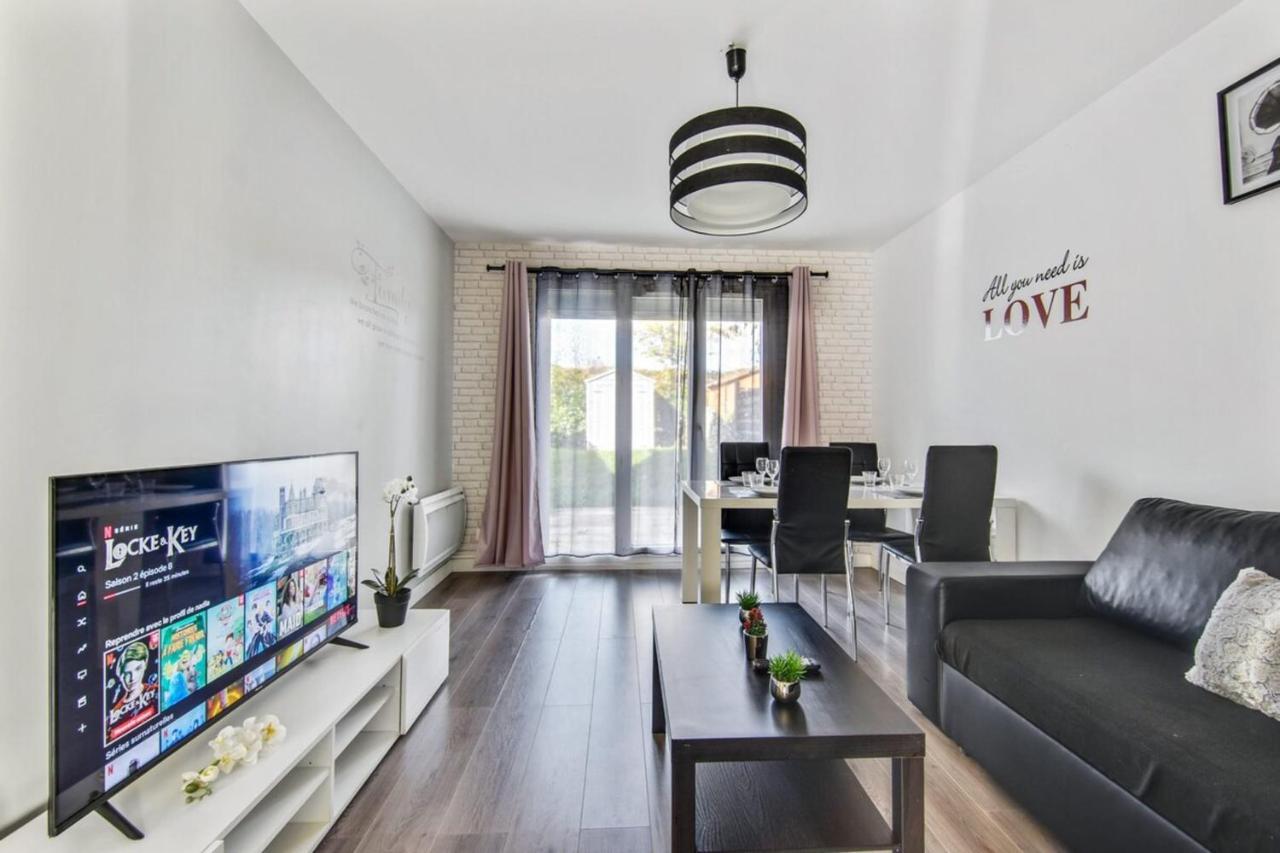 Appart Cosy Tout Confort Disneyland Jardin 4 Pers บายญี-โรแม็งวีเญร์ ภายนอก รูปภาพ